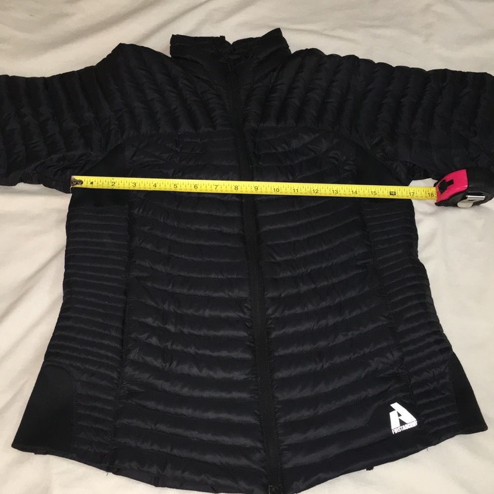 Eddie Bauer First Ascent VINTAGE Down Jacket